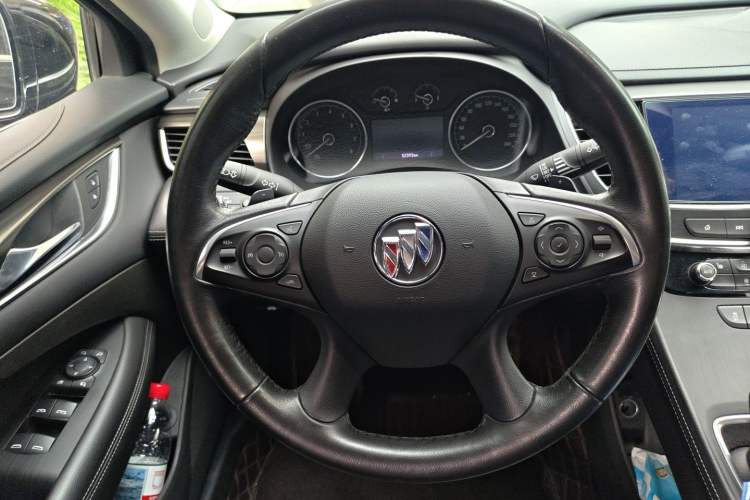 Used Buick LaCrosse 2022 552T Luxury Version Steering Wheel