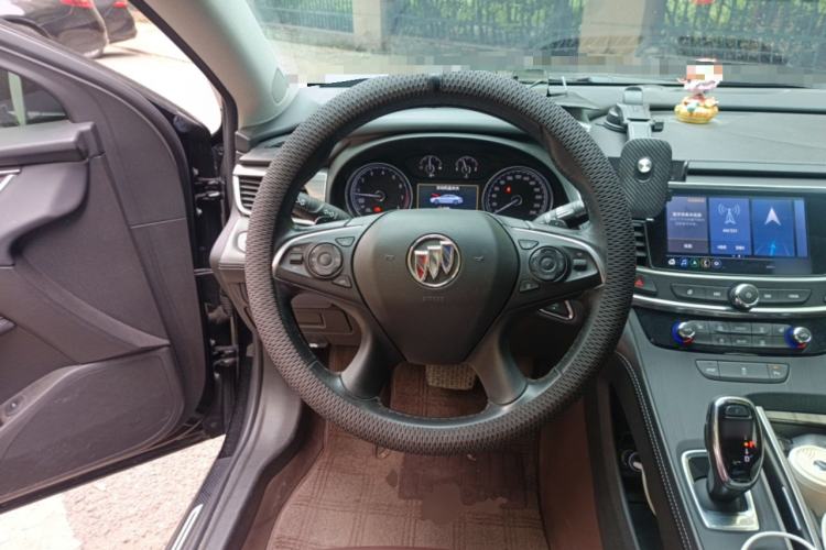 Used Buick LaCrosse 2022 652T Luxury Version Steering Wheel