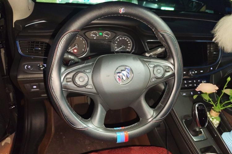 Used Buick LaCrosse 2022 652T Luxury Version Steering Wheel