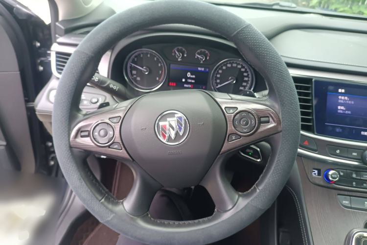 Used Buick LaCrosse 2022 652T Luxury Version Steering Wheel