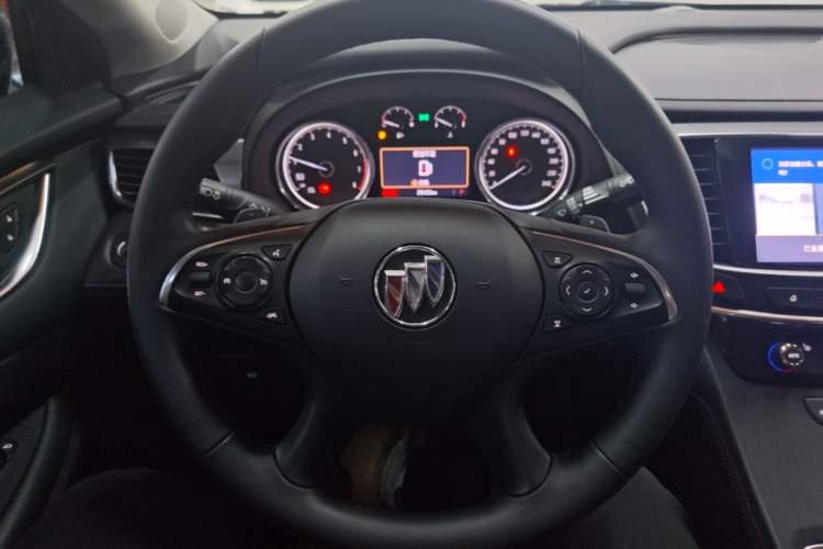 Used Buick LaCrosse 2022 652T Luxury Version Steering Wheel