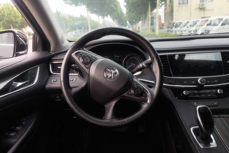 Used Buick LaCrosse 2022 552T Luxury Version Steering Wheel
