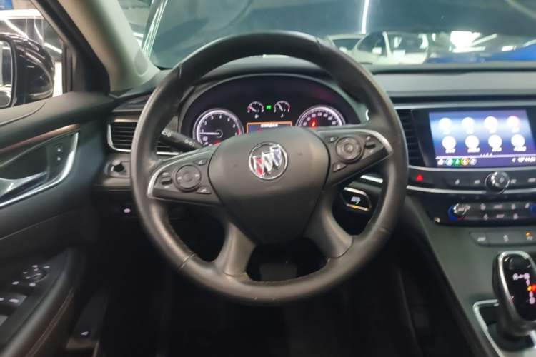 Used Buick LaCrosse 2022 652T Luxury Version Steering Wheel