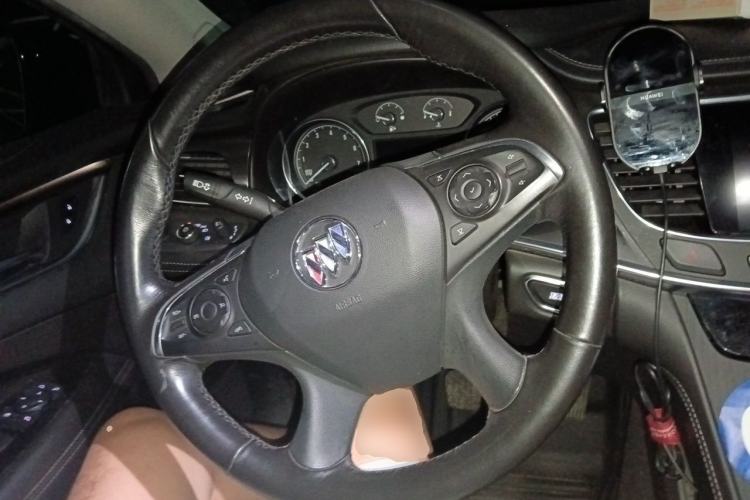 Used Buick LaCrosse 2022 652T Luxury Version Steering Wheel