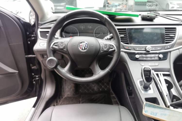 Used Buick LaCrosse 2022 652T Luxury Version Steering Wheel