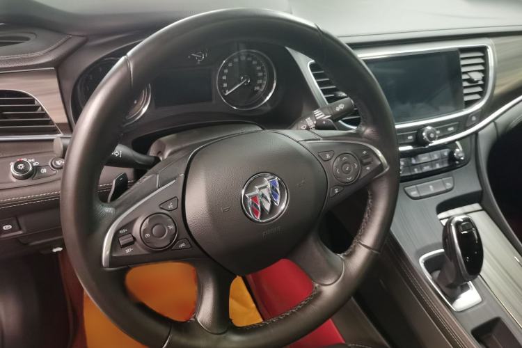 Used Buick LaCrosse 2022 652T Luxury Version Steering Wheel