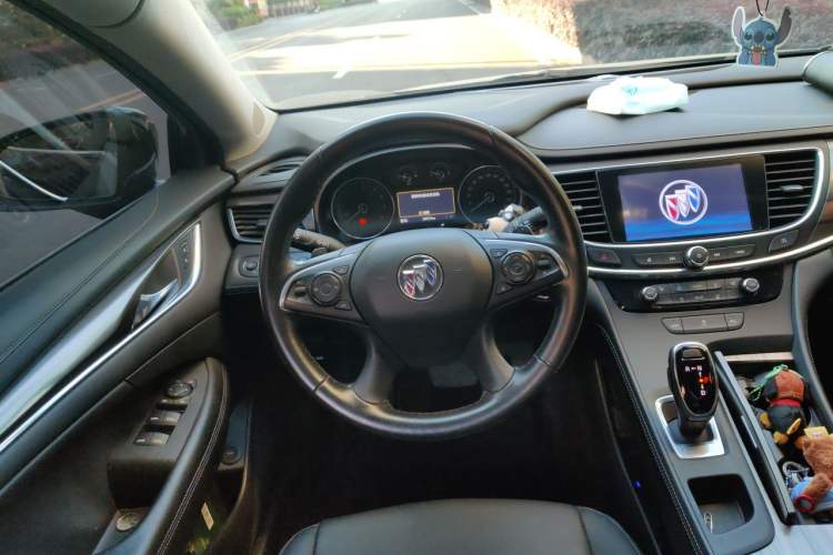 Used Buick LaCrosse 2022 652T Luxury Version Steering Wheel