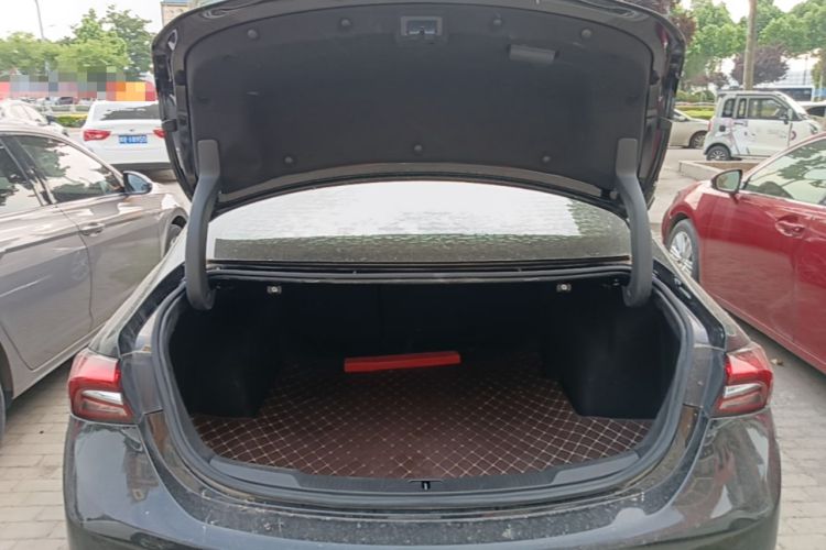 Used Buick LaCrosse 2022 652T Luxury Version Trunk