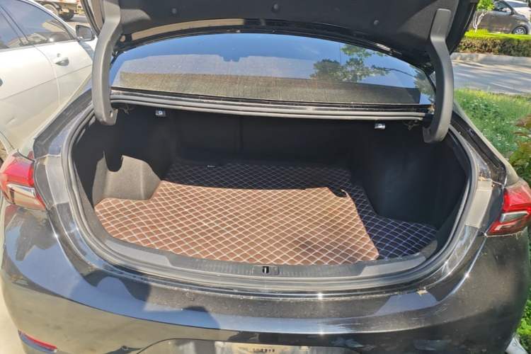 Used Buick LaCrosse 2022 652T Luxury Version Trunk