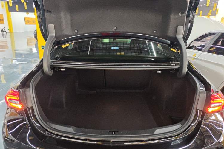 Used Buick LaCrosse 2022 552T Luxury Version Trunk