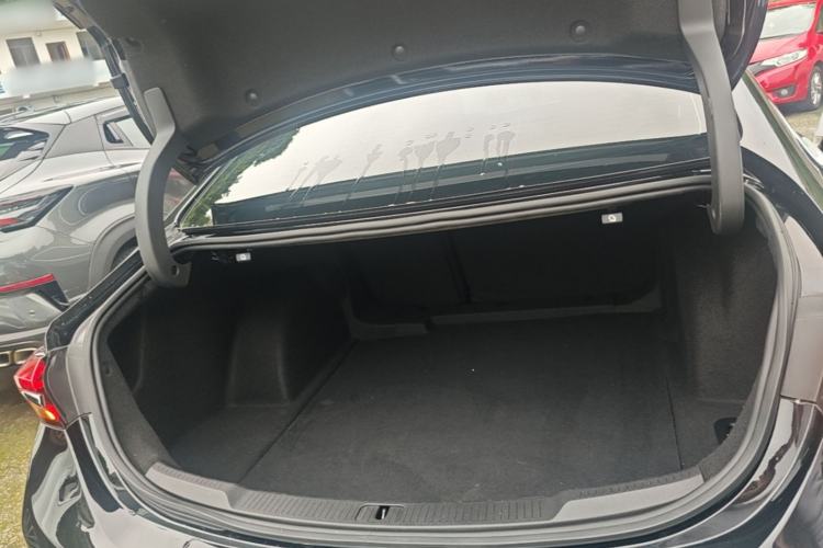 Used Buick LaCrosse 2022 552T Luxury Version Trunk