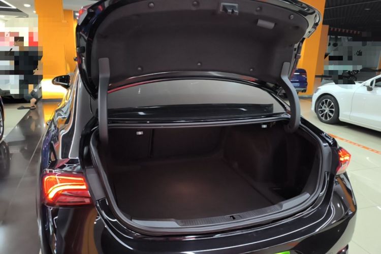 Used Buick LaCrosse 2022 552T Luxury Version Trunk