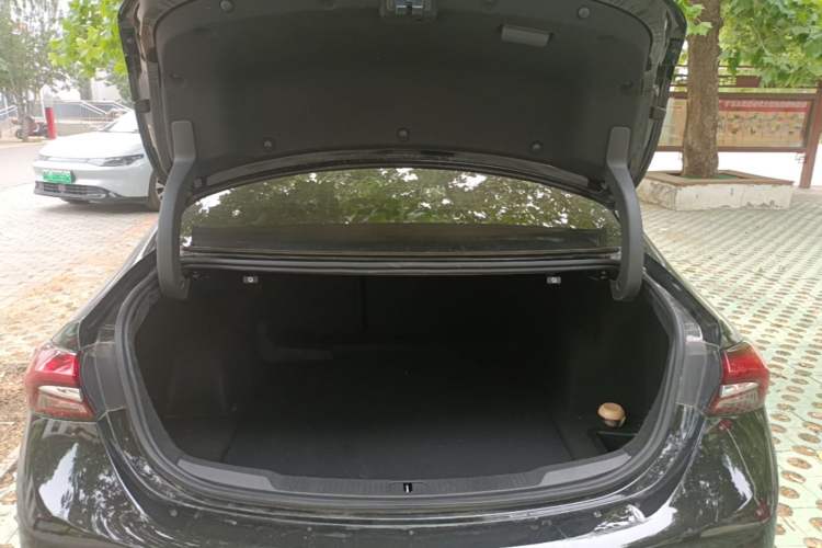 Used Buick LaCrosse 2022 552T Luxury Version Trunk