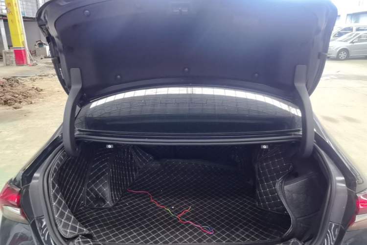 Used Buick LaCrosse 2022 552T Luxury Version Trunk