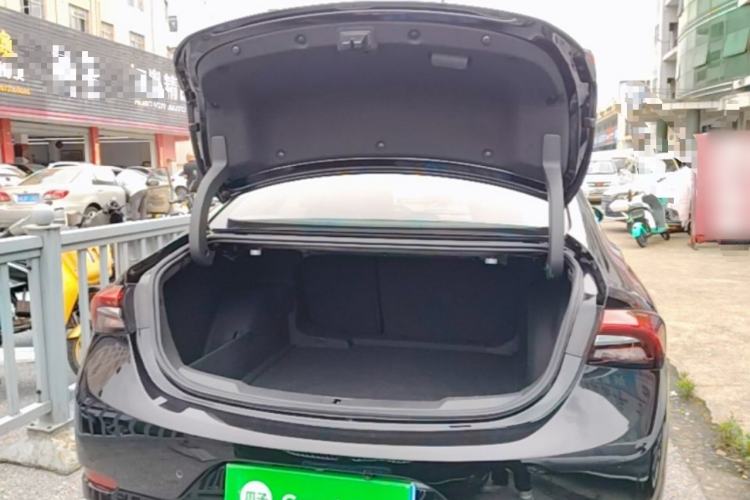 Used Buick LaCrosse 2022 652T Luxury Version Trunk