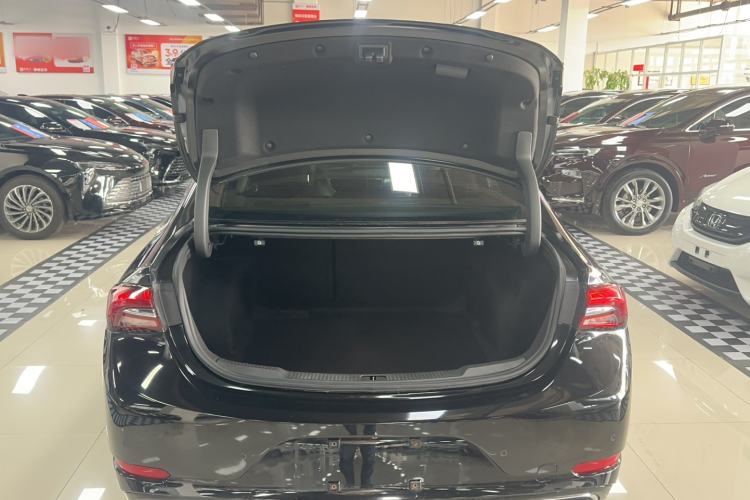 Used Buick LaCrosse 2022 652T Luxury Version Trunk