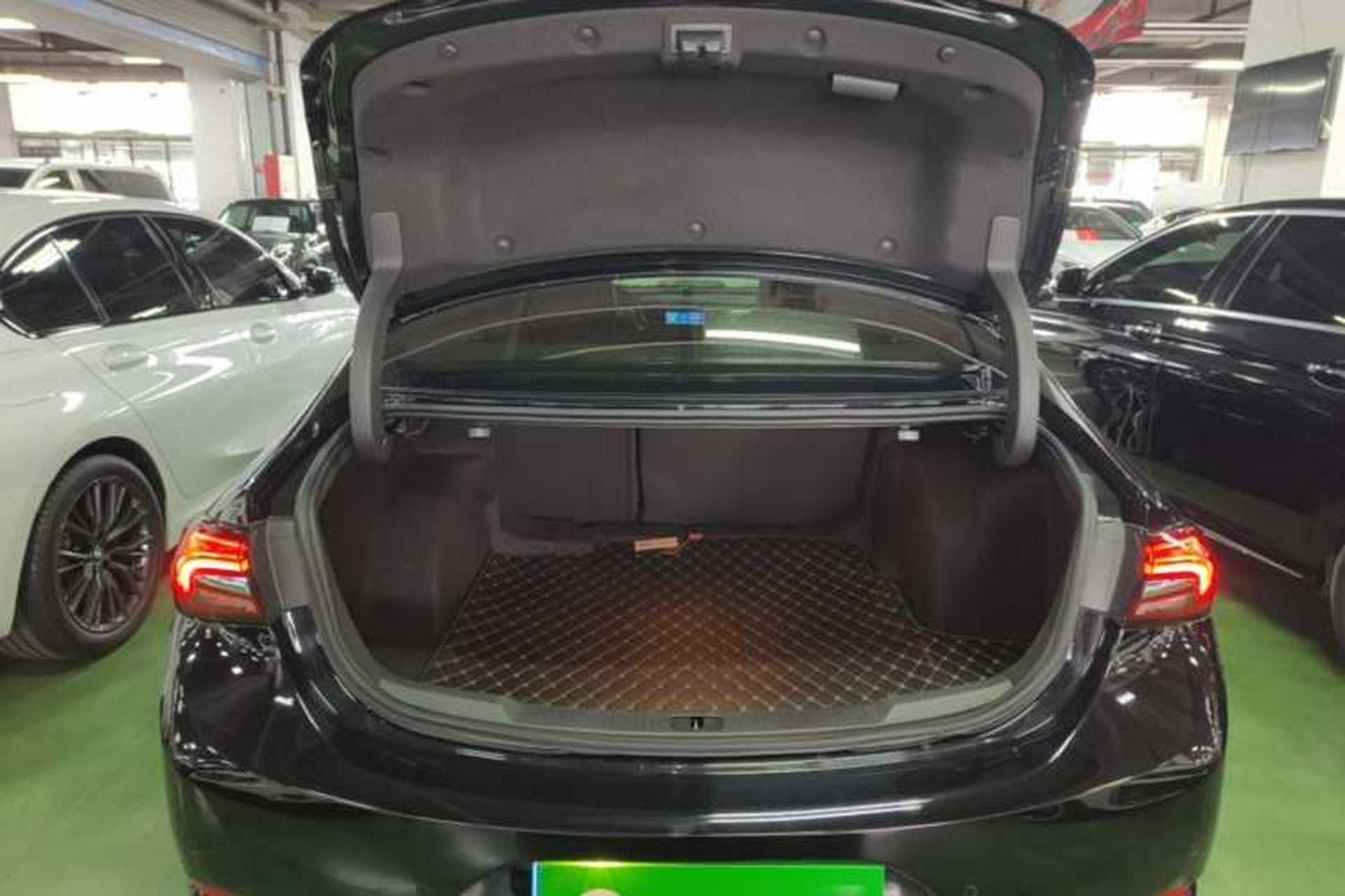 Used Buick LaCrosse 2022 652T Luxury Version Trunk
