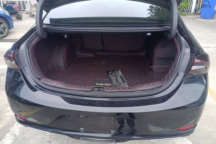 Used Buick LaCrosse 2022 652T Luxury Version Trunk