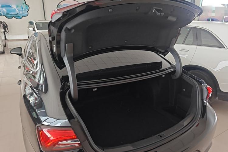 Used Buick LaCrosse 2022 652T Luxury Version Trunk