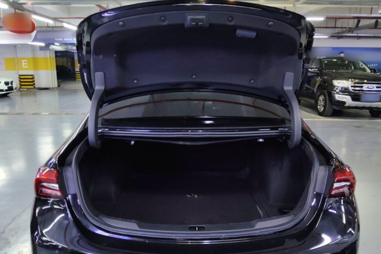 Used Buick LaCrosse 2022 552T Luxury Version Trunk