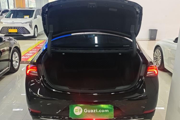 Used Buick LaCrosse 2022 552T Luxury Version Trunk