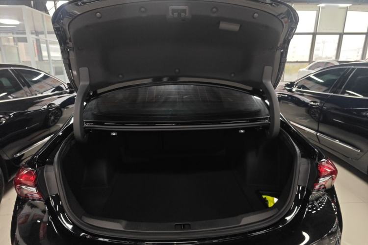 Used Buick LaCrosse 2022 652T Luxury Version Trunk