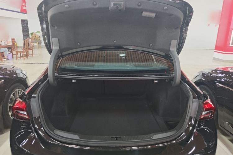 Used Buick LaCrosse 2022 652T Luxury Version Trunk
