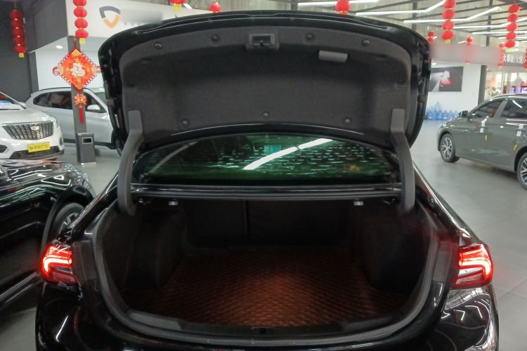 Used Buick LaCrosse 2022 552T Luxury Version Trunk