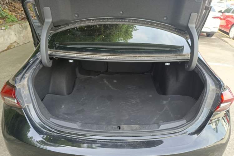 Used Buick LaCrosse 2022 552T Luxury Version Trunk