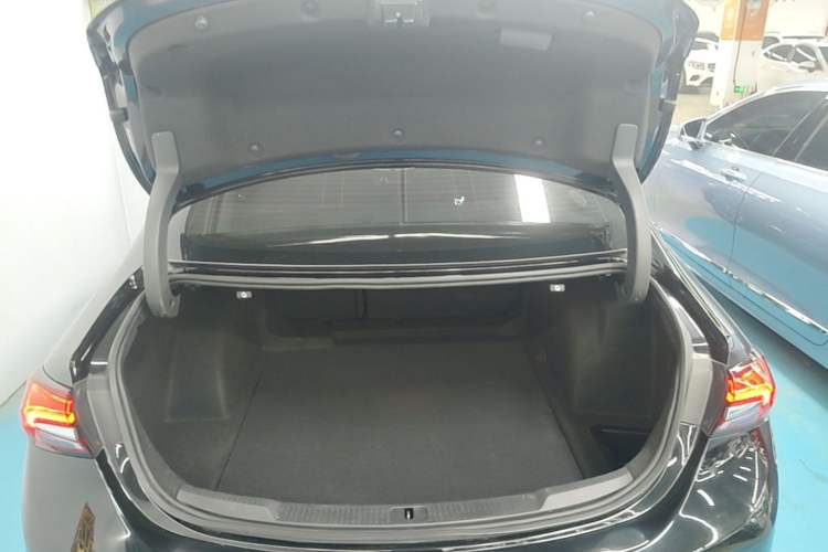 Used Buick LaCrosse 2022 652T Luxury Version Trunk