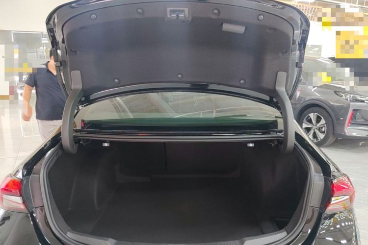 Used Buick LaCrosse 2022 652T Luxury Version Trunk