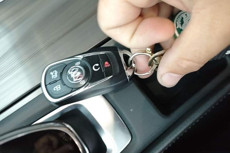 Used Buick LaCrosse 2022 552T Luxury Version Vehicle Key