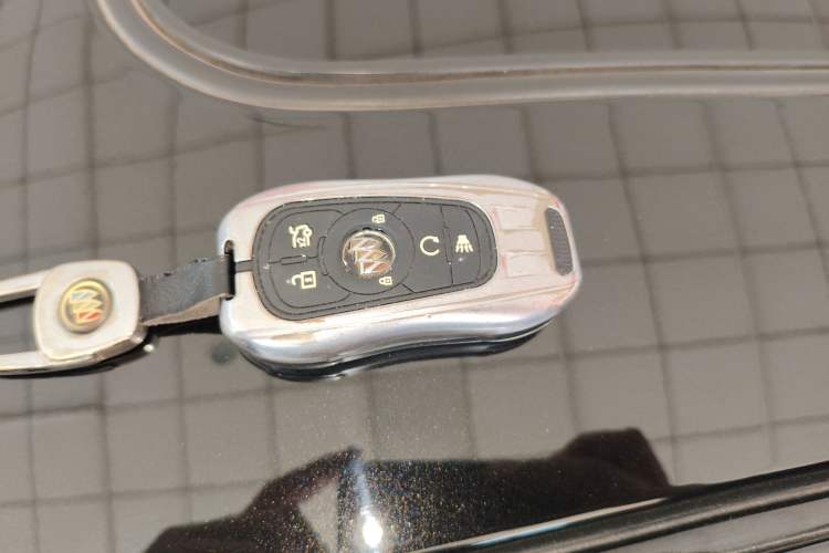 Used Buick LaCrosse 2022 652T Luxury Version Vehicle Key