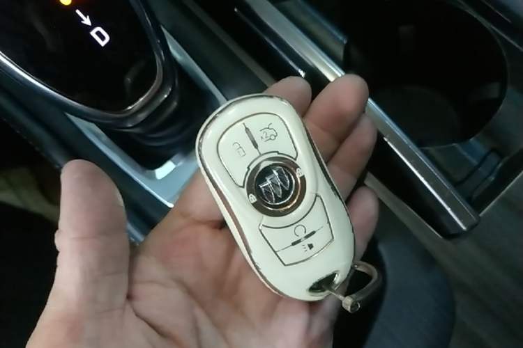 Used Buick LaCrosse 2022 552T Luxury Version Vehicle Key