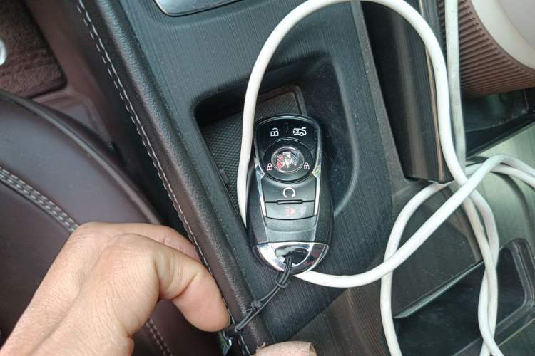 Used Buick LaCrosse 2022 652T Luxury Version Vehicle Key