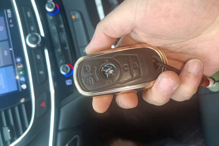 Used Buick LaCrosse 2022 552T Luxury Version Vehicle Key