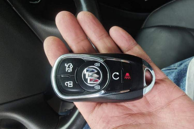 Used Buick LaCrosse 2022 552T Luxury Version Vehicle Key