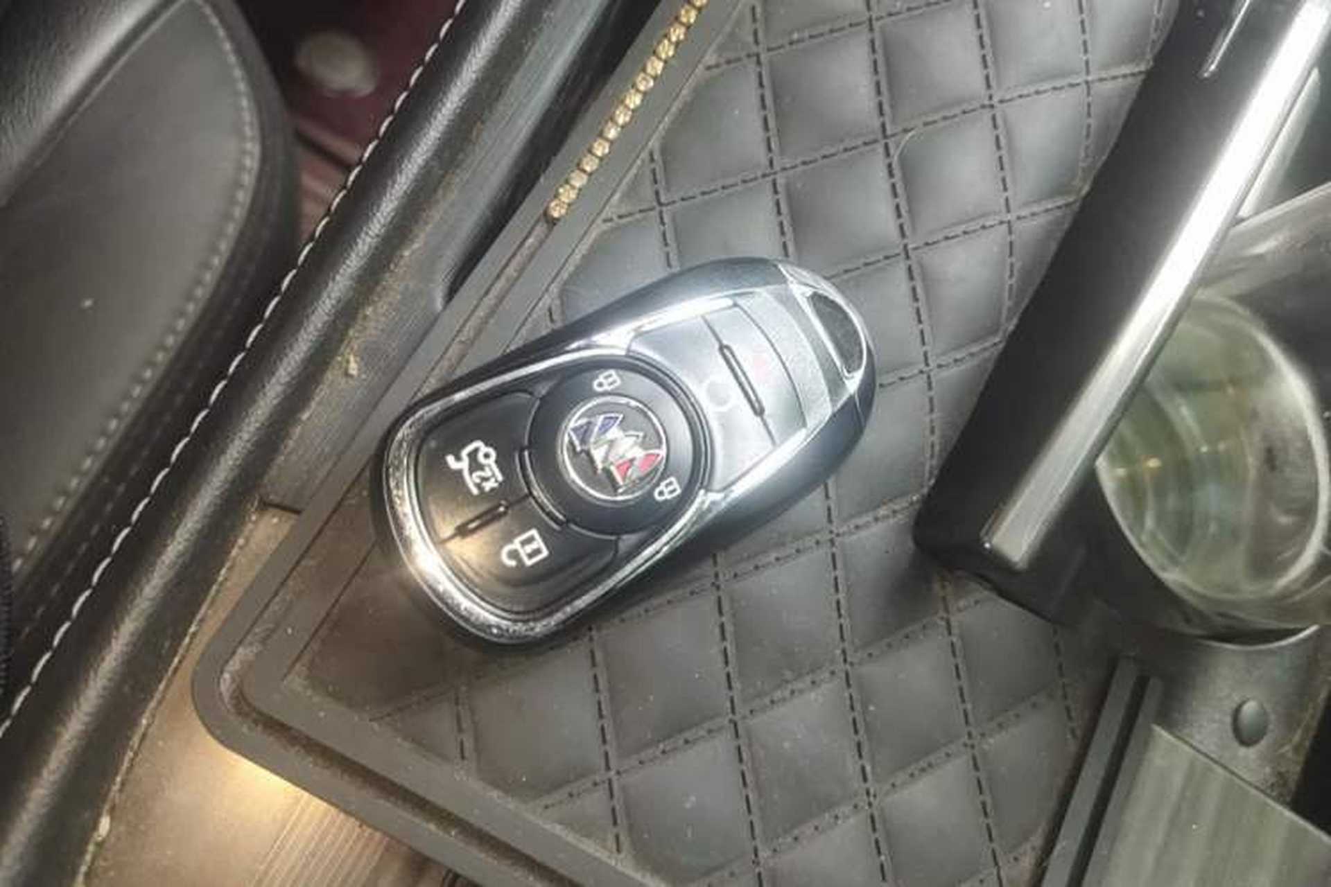 Used Buick LaCrosse 2022 652T Luxury Version Vehicle Key