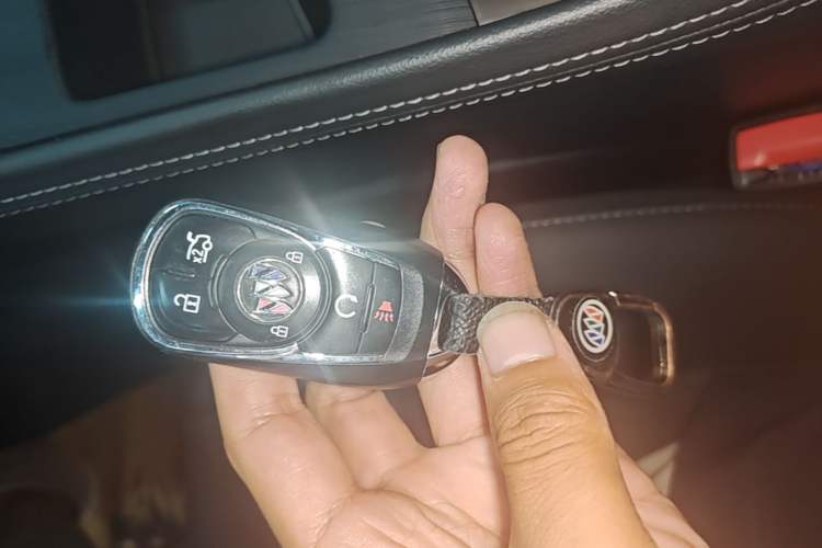 Used Buick LaCrosse 2022 652T Luxury Version Vehicle Key