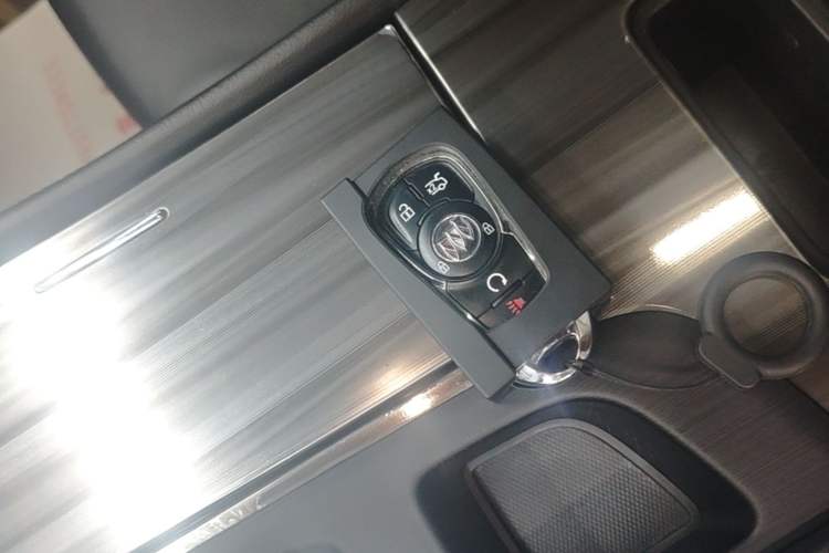 Used Buick LaCrosse 2022 552T Luxury Version Vehicle Key