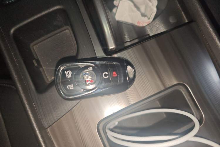 Used Buick LaCrosse 2022 552T Luxury Version Vehicle Key