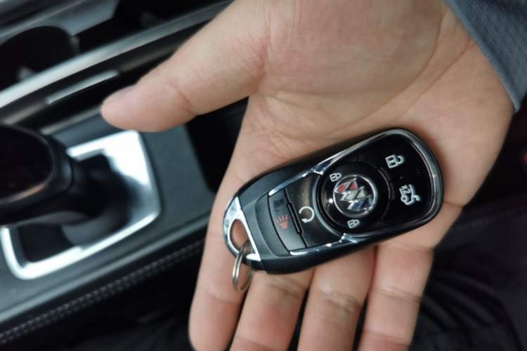 Used Buick LaCrosse 2022 652T Luxury Version Vehicle Key