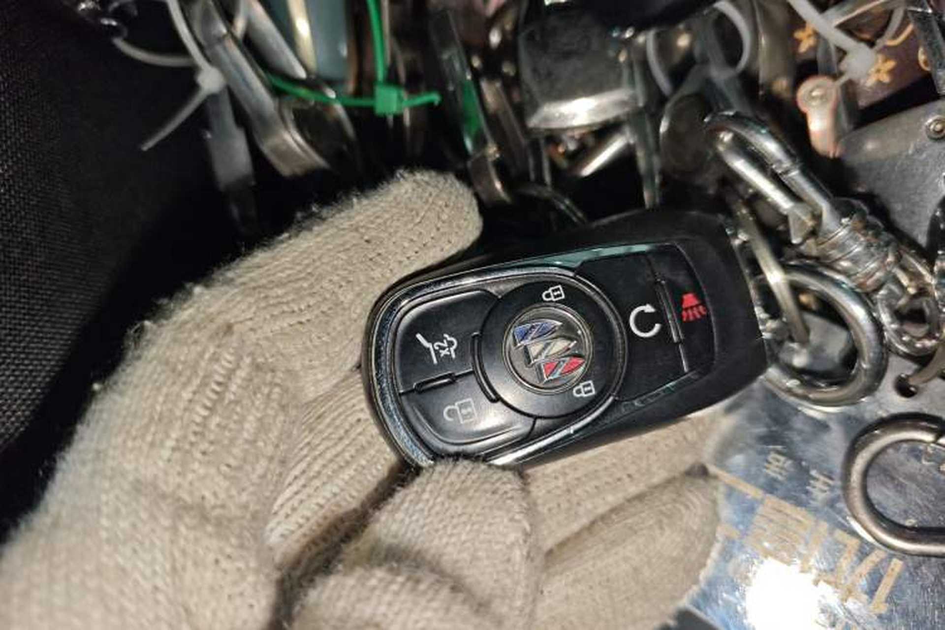 Used Buick LaCrosse 2022 652T Luxury Version Vehicle Key