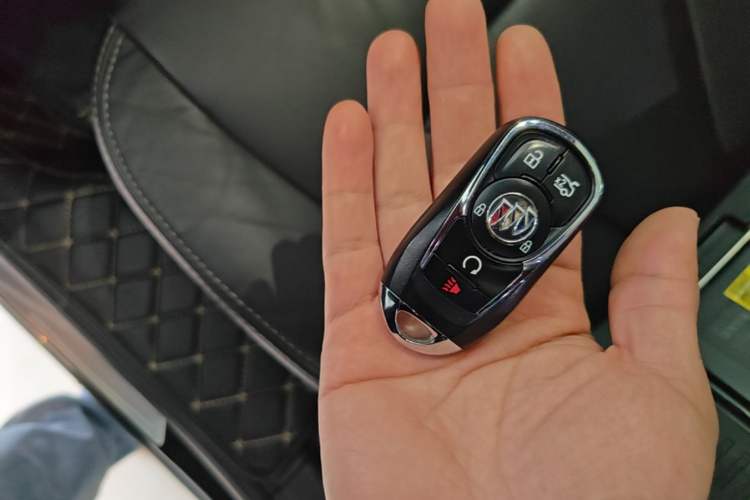 Used Buick LaCrosse 2022 552T Luxury Version Vehicle Key