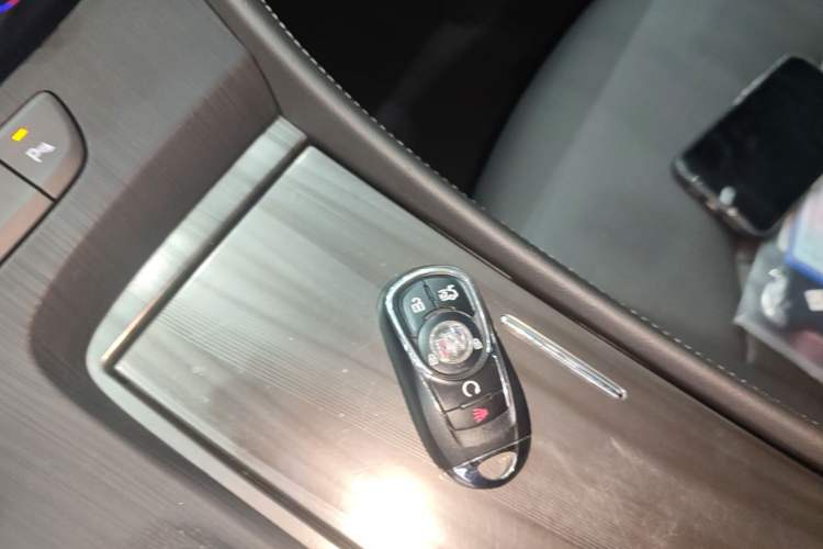 Used Buick LaCrosse 2022 652T Luxury Version Vehicle Key
