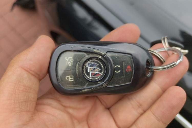 Used Buick LaCrosse 2022 652T Luxury Version Vehicle Key