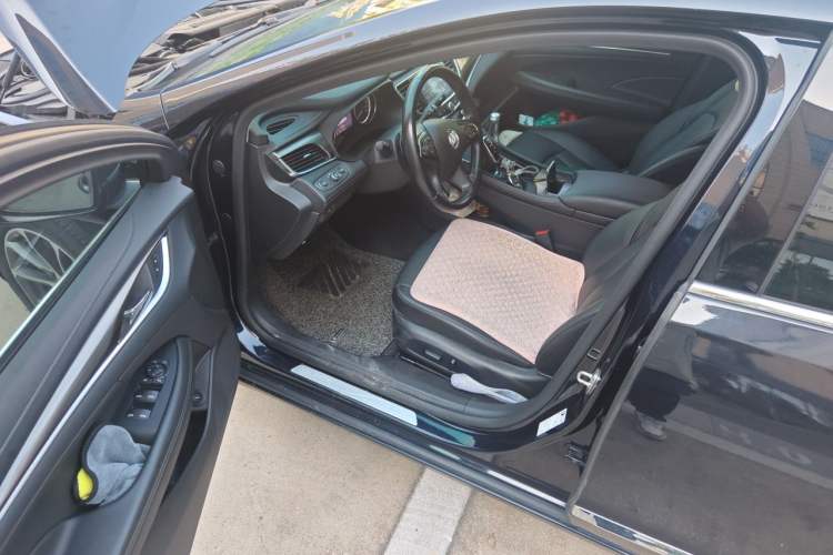 Used Buick LaCrosse 2022 652T Luxury Version Driver Seat