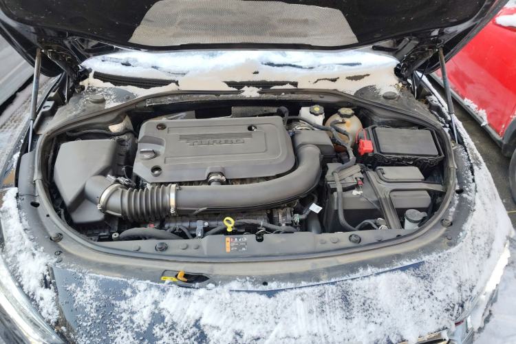 Used Buick LaCrosse 2022 652T Luxury Version Engine Bay