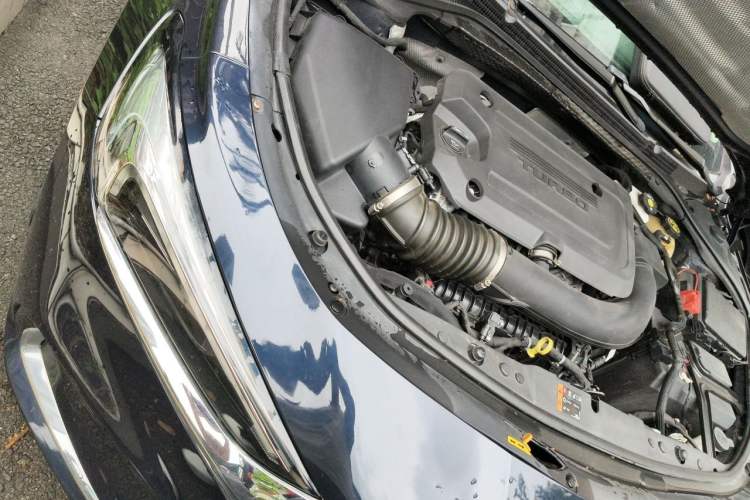 Used Buick LaCrosse 2022 652T Luxury Version Engine Bay Right