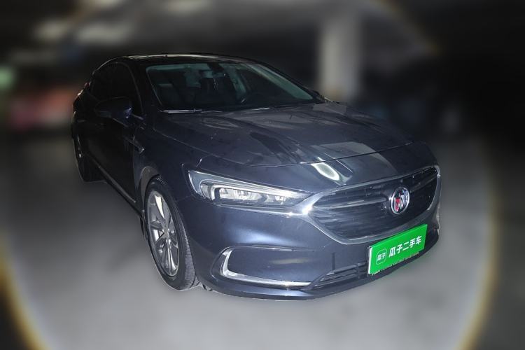 Used Buick LaCrosse 2022 652T Luxury Version Front Right 45 Deg